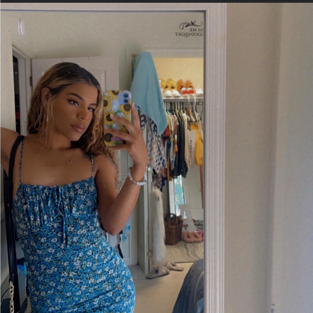 Woman’s XS Flower Print Sundress